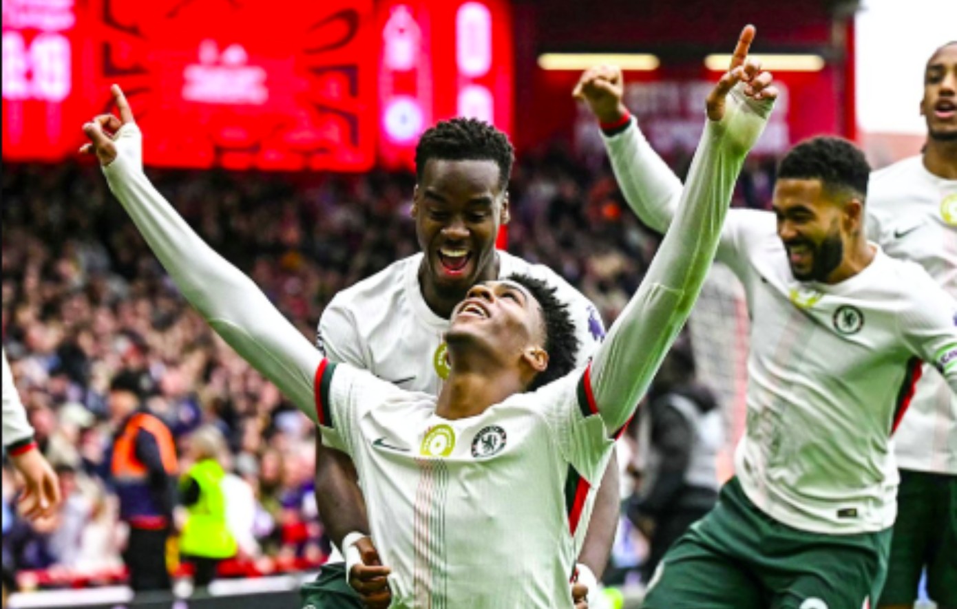 Premier League: Βουλιάζει η Νότιγχαμ Φόρεστ μετά την 3άρα από Τσέλσι &#8211; Έφυγε πριν τη λήξη ο Μαρινάκης