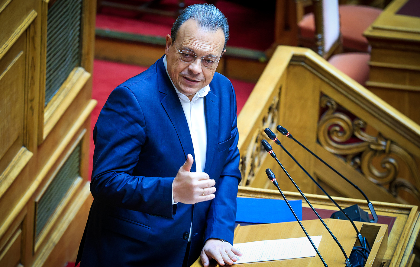 Φάμελλος στη Βουλή: «Κύριε Μητσοτάκη πρέπει να δεσμευτείτε ότι θα αναγνωρίσετε το κράτος της Παλαιστίνης»