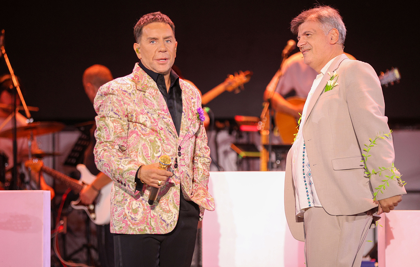 Γιώργος Μαζωνάκης - Φοίβος Δεληβοριάς Γιώργος Μαζωνάκης - Φοίβος Δεληβοριάς