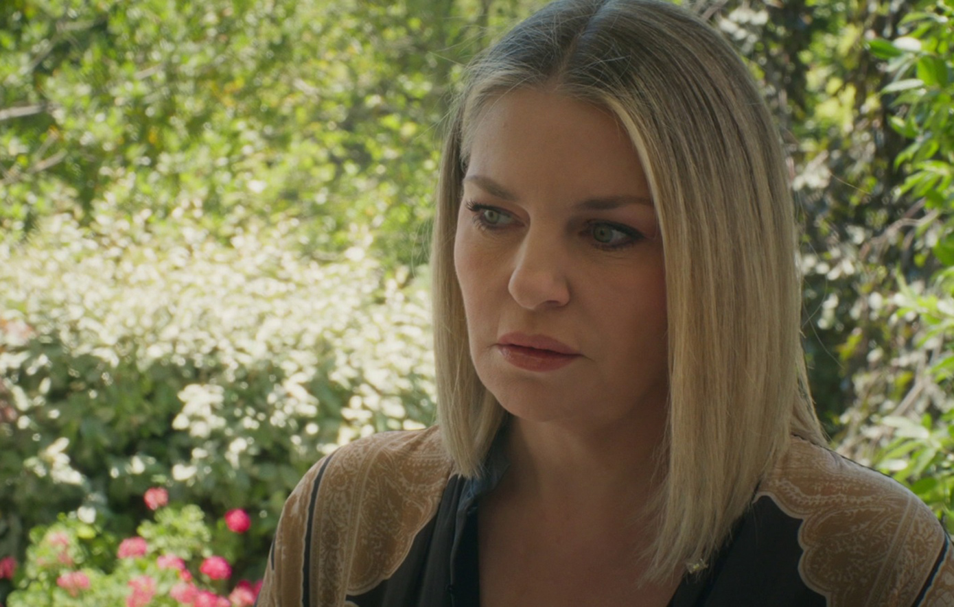 Να μ' αγαπάς