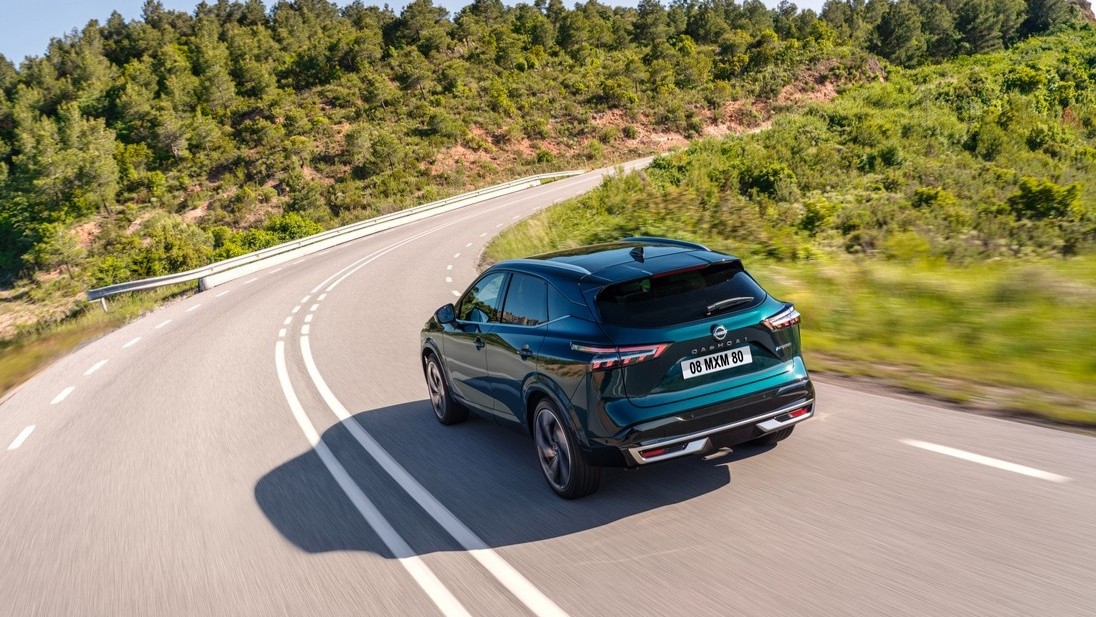 Το Nissan Qashqai διαπρέπει στο ADAC Ecotest Το Nissan Qashqai διαπρέπει στο ADAC Ecotest