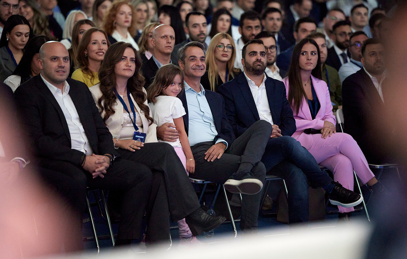 Ομιλία του Πρωθυπουργού και Προέδρου της Νέας Δημοκρατίας Κυριάκου Μητσοτάκη για τα 51 χρόνια της ΝΔ στο 14ο Τακτικό Συνέδριο της ΟΝΝΕΔ