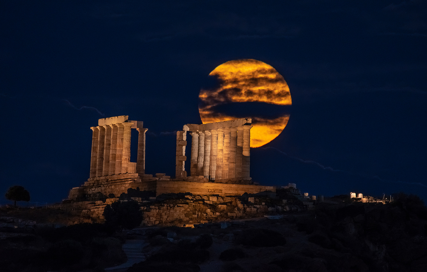 Πανσέληνος 7ης Οκτωβρίου στον Κριό: Ανατροπές, εντάσεις και η ανάγκη να πάρεις θέση στη ζωή σου