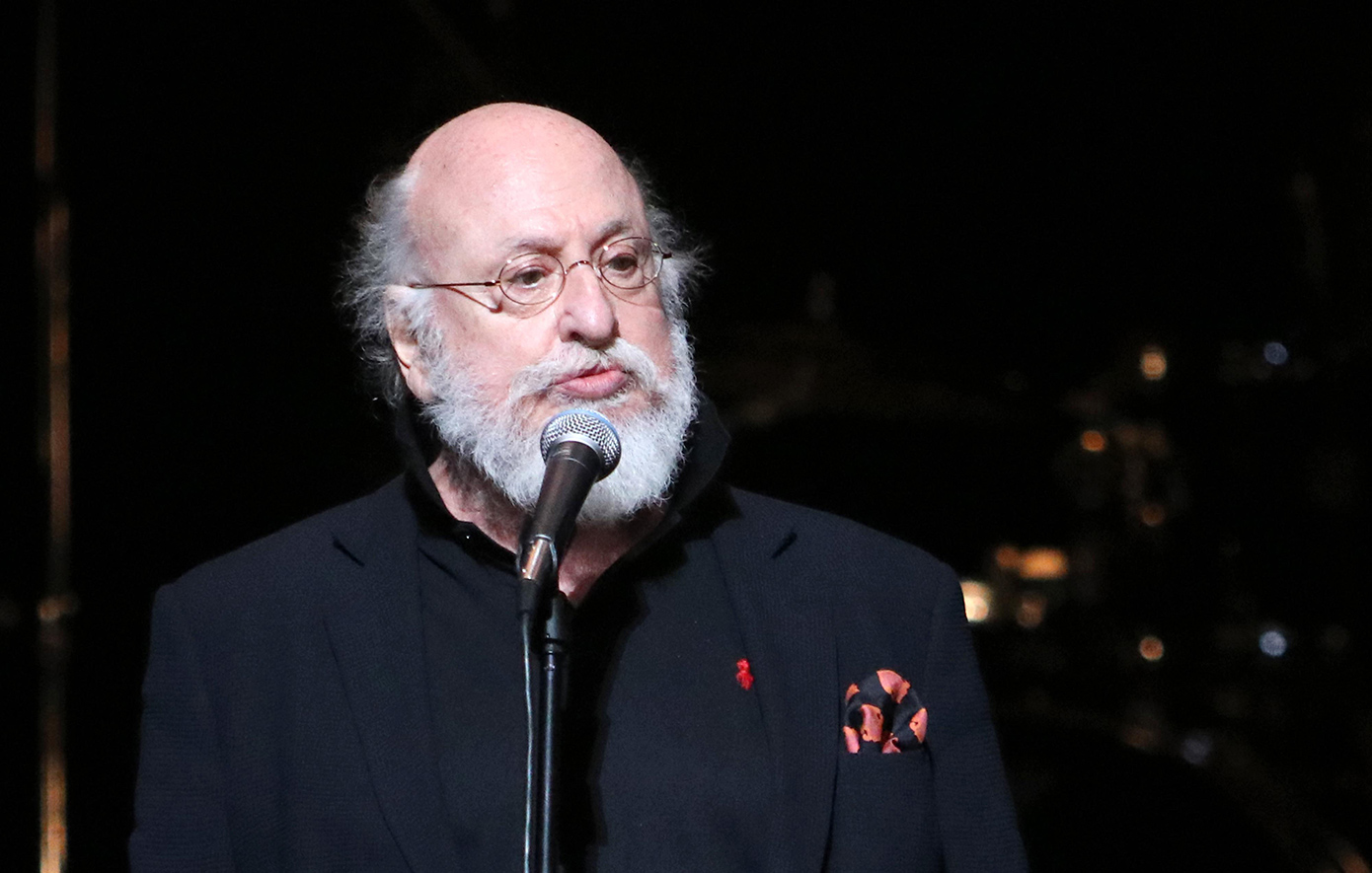 Διονύσης Σαββόπουλος: Ο τραγουδοποιός της ψυχής του Ελληνισμού – Οι σημαντικότεροι σταθμοί του