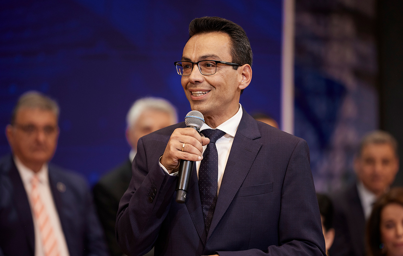 Ο Σωτήρης Σέρμπος σύμβουλος του Πρωθυπουργού για θέματα εξωτερικής πολιτικής