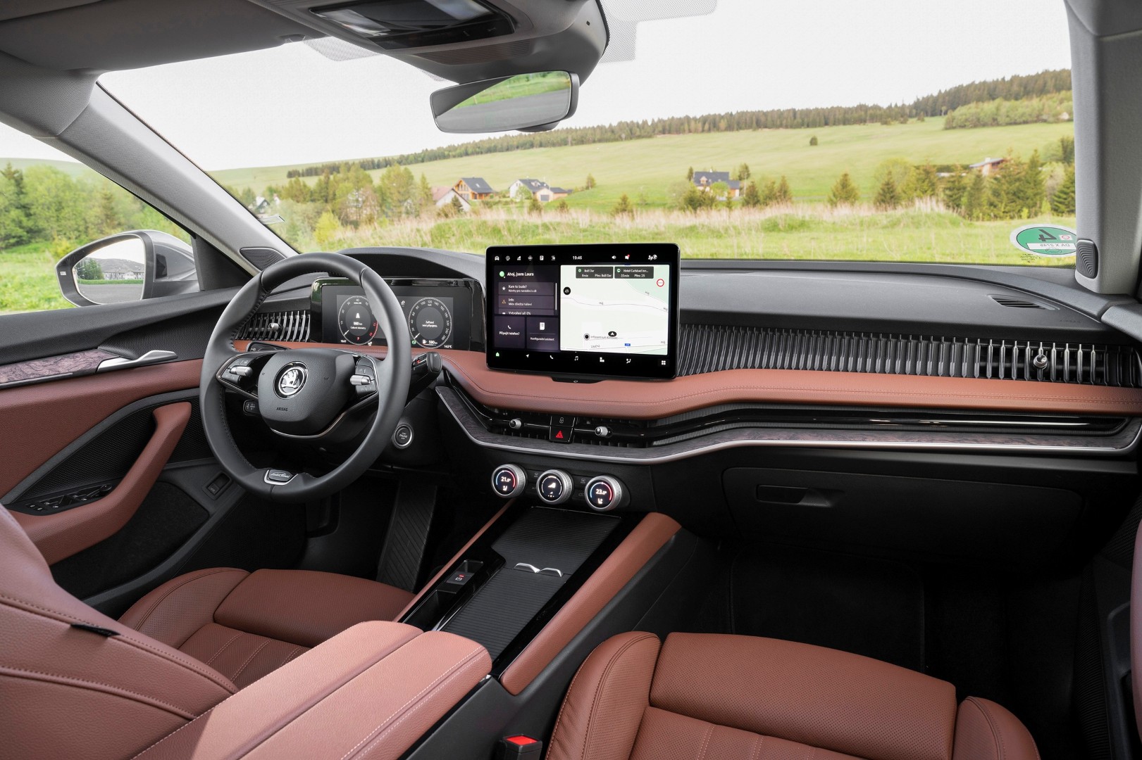 Το Skoda Superb διήνυσε 2.831 χιλιόμετρα με ένα γέμισμα Το Skoda Superb διήνυσε 2.831 χιλιόμετρα με ένα γέμισμα