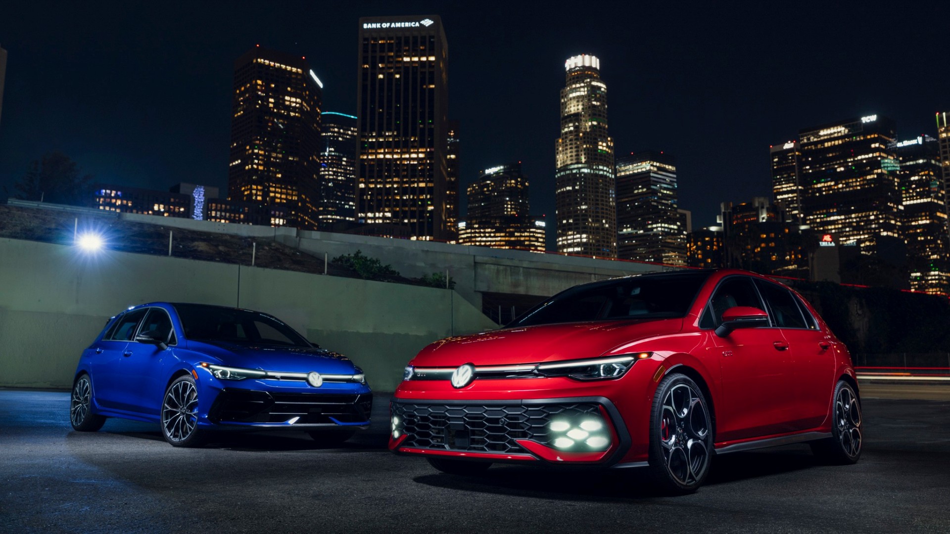 Σημαντική διάκριση για τα νέα Volkswagen Golf GTI και Golf R