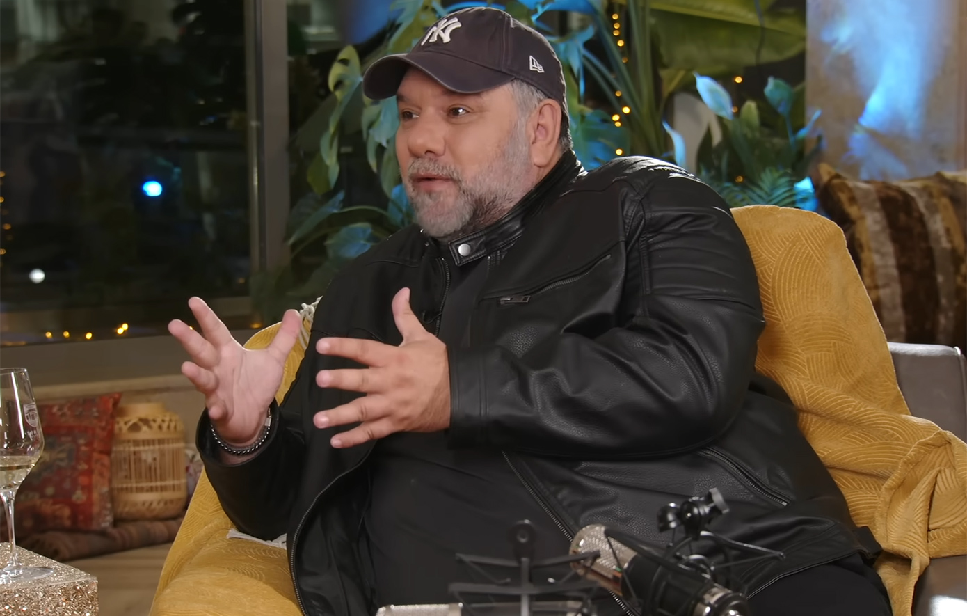 Κατάθεση ψυχής έκανε ο Αρναούτογλου: Είχα μεγάλη επιρροή από τους γονείς μου, πήγα σε ψυχίατρο &#8211; Έθαψα αυτά που έπρεπε για πάντα