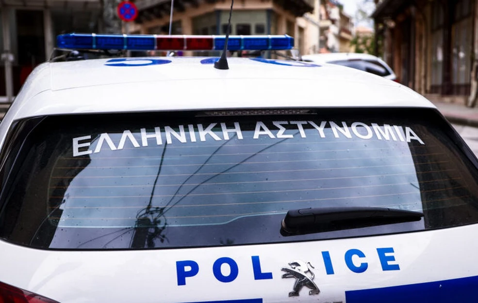 «Δεκαεφτά χρόνια τον φρόντιζα, δεν μπορώ άλλο» &#8211; Συγκλονίζει η μητέρα που εγκατέλειψε το παιδί της με αυτισμό στην Πάτρα