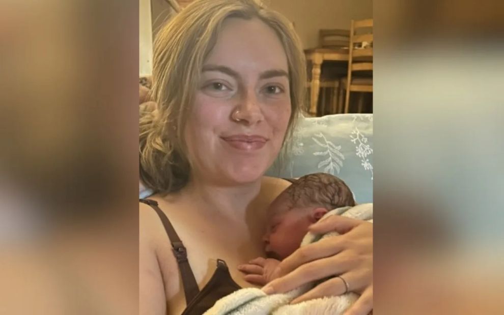 Ένα βίντεο, χίλιες λέξεις: Η αυθόρμητη αντίδραση νηπίου στη γέννηση της αδελφής του έγινε παγκόσμιο viral