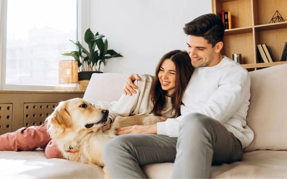 Όταν η σιωπή σώζει τη σχέση: Γιατί δεν χρειάζεται να τα λέμε πάντα όλα