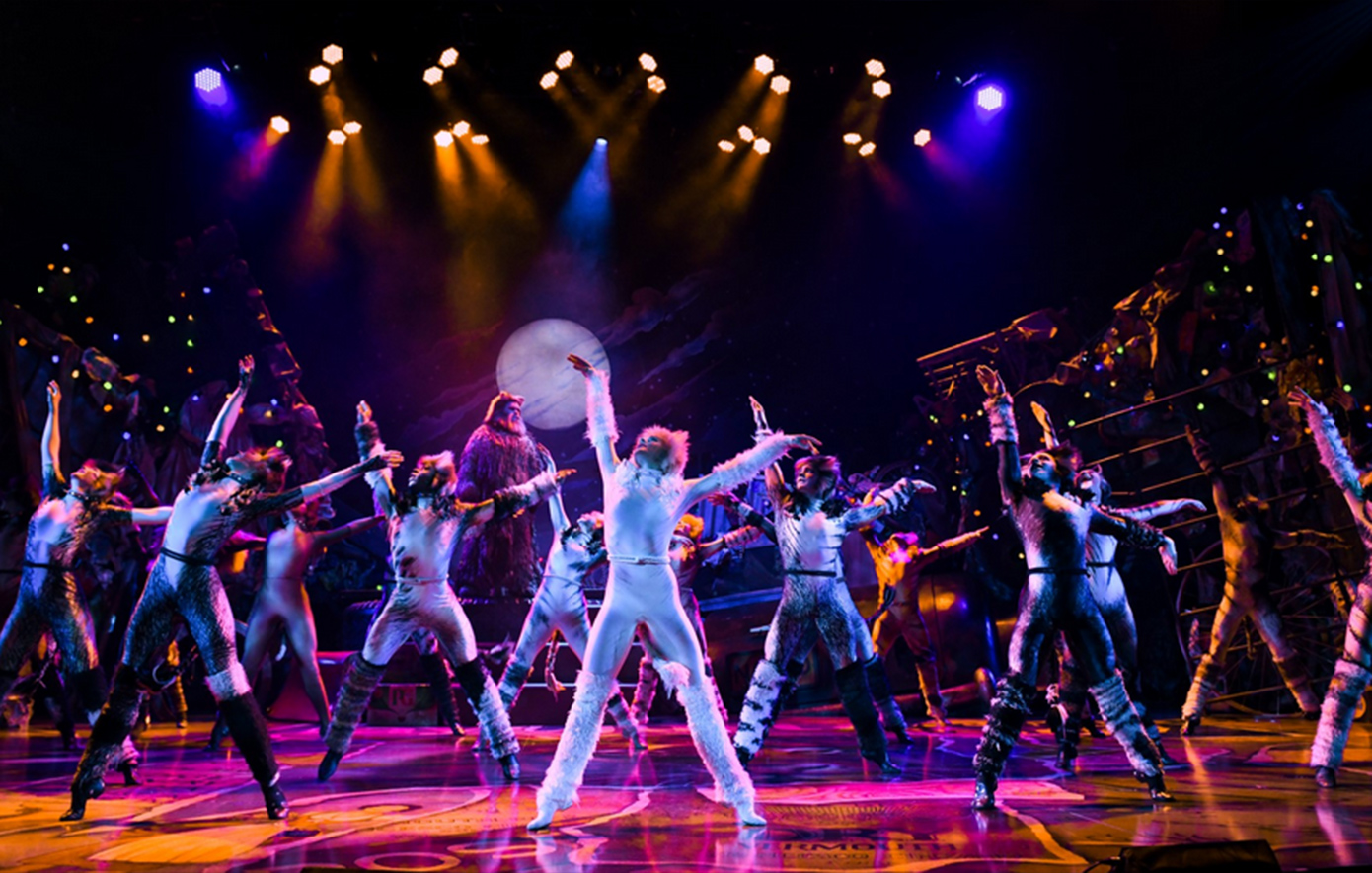 Το θρυλικό CATS του Andrew Lloyd Webber επιστρέφει στο Christmas Theater