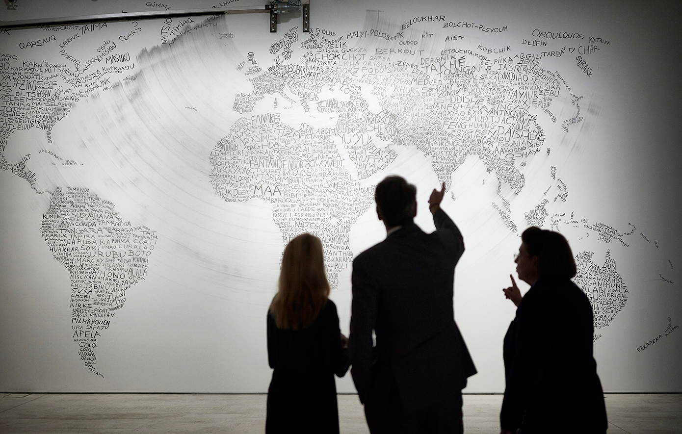 Πρωθυπουργος Κυριάκος Μητσοτάκης με τη σύζυγό του Μαρέβα Γκραμπόφσκι-Μητσοτάκη στο Εθνικό Μουσείο Σύγχρονης Τέχνης