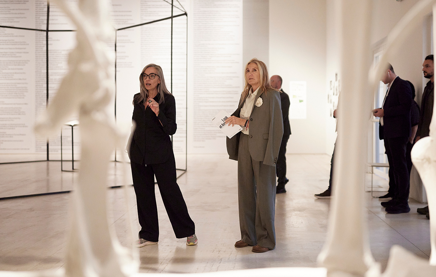 Πρωθυπουργος Κυριάκος Μητσοτάκης με τη σύζυγό του Μαρέβα Γκραμπόφσκι-Μητσοτάκη στο Εθνικό Μουσείο Σύγχρονης Τέχνης