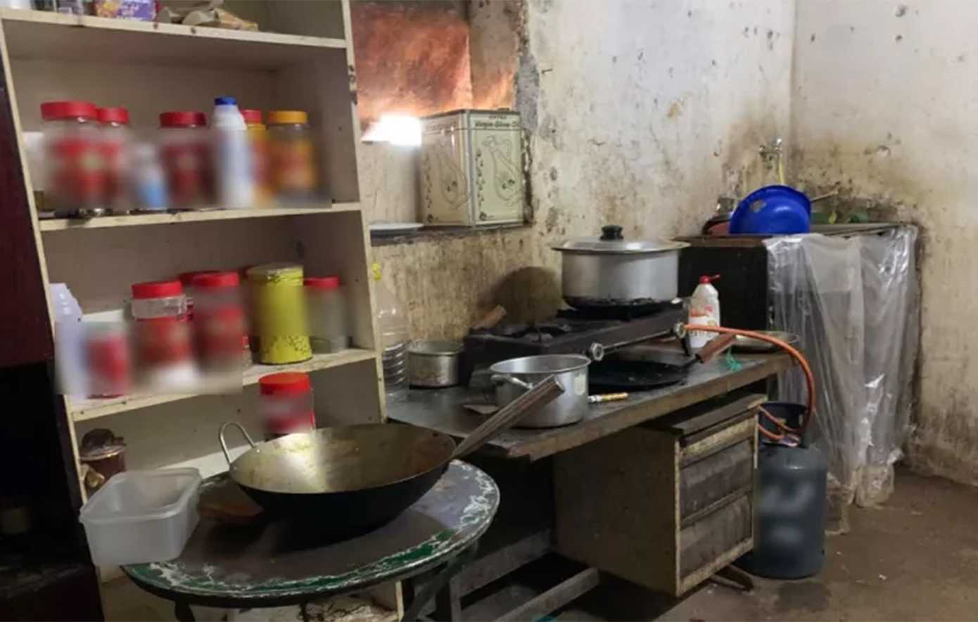 Το «ελληνικό FBI» στα παραπήγματα των αλλοδαπών εργατών γης Το «ελληνικό FBI» στα παραπήγματα των αλλοδαπών εργατών γης