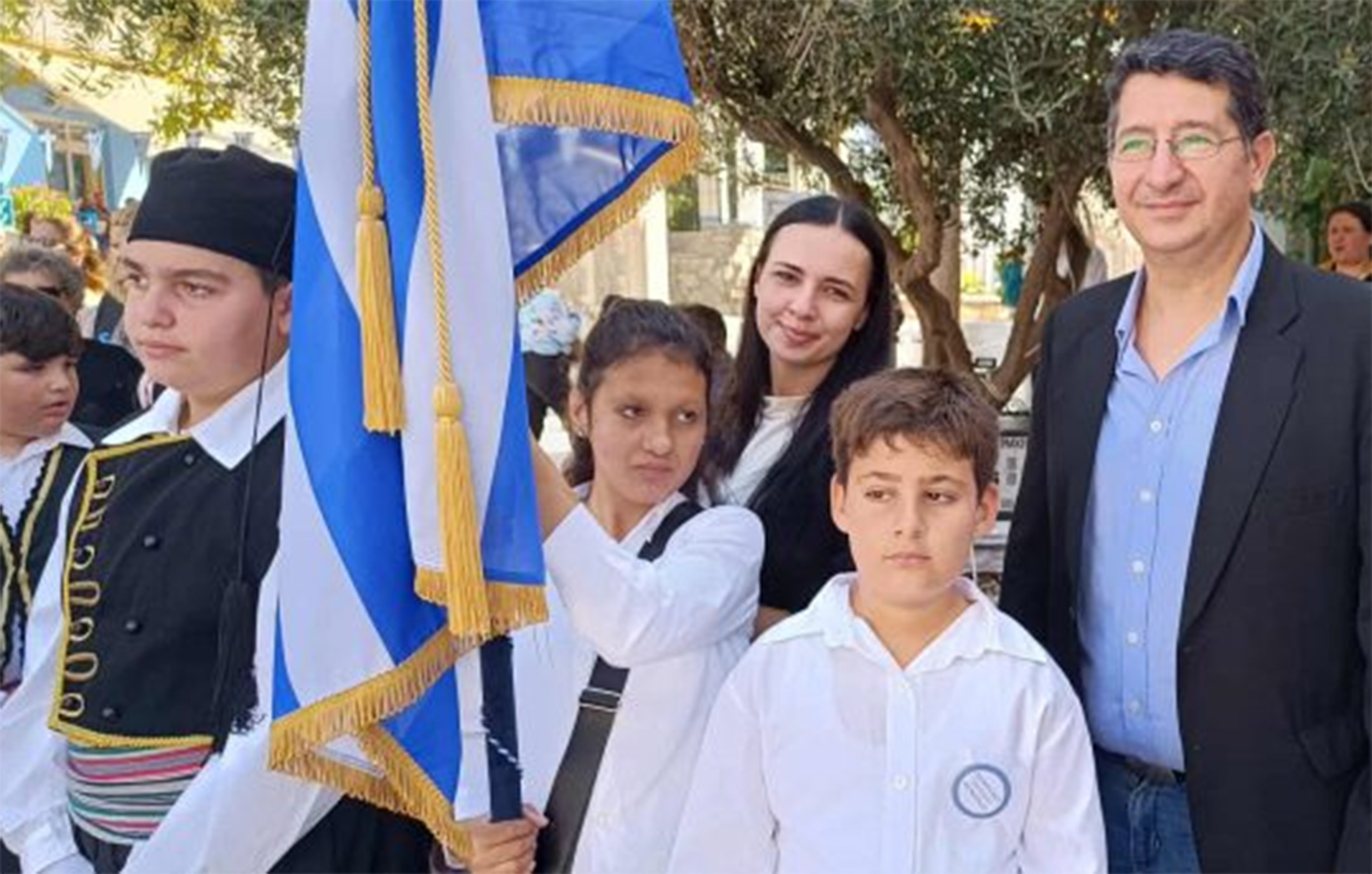 Οι Φουρνιώτες τίμησαν με υπερηφάνεια την Εθνική Επέτειο του ΟΧΙ Οι Φουρνιώτες τίμησαν με υπερηφάνεια την Εθνική Επέτειο του ΟΧΙ