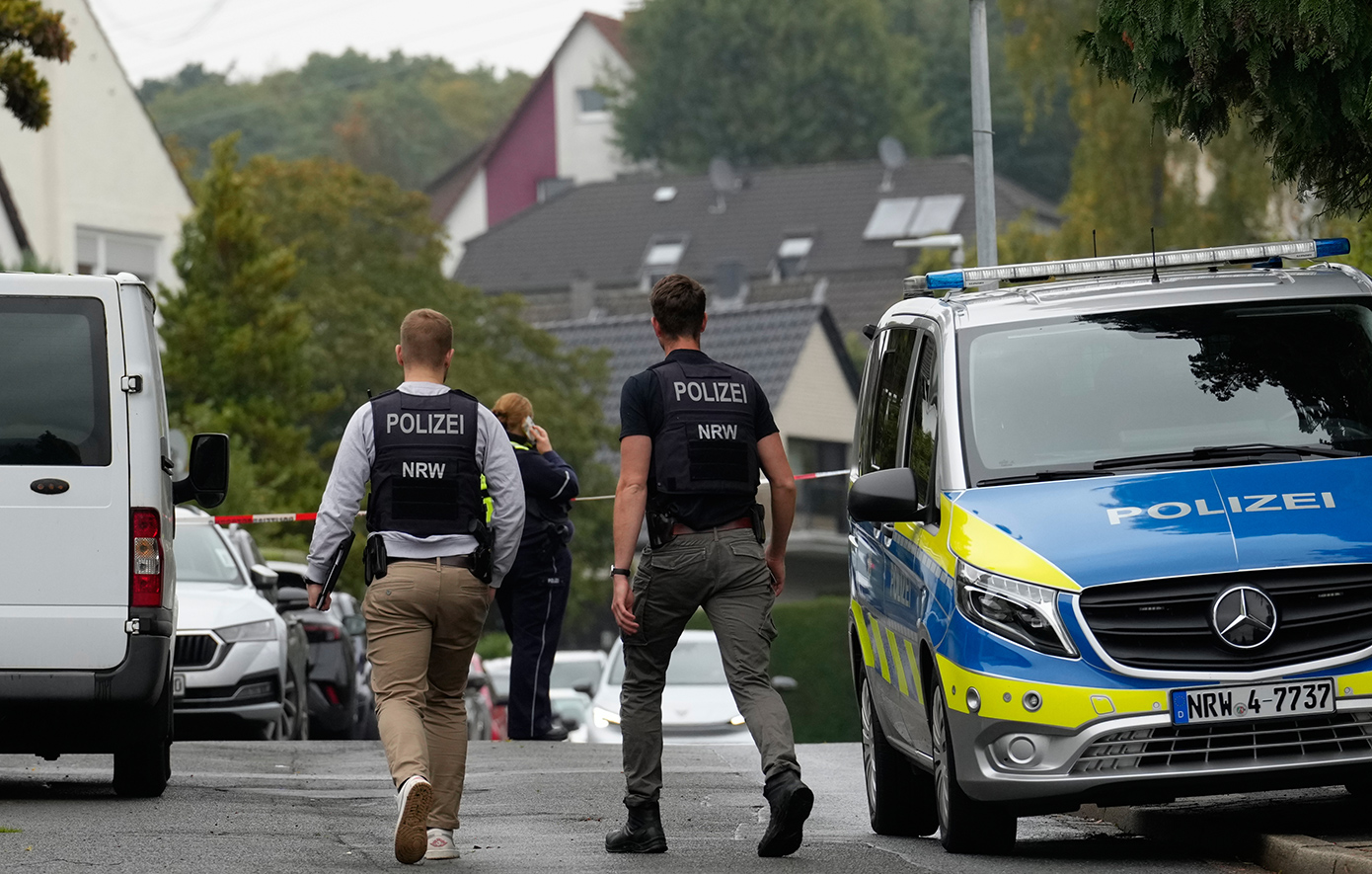 Αστυνομικοί πυροβόλησαν 12χρονο κωφό κορίτσι στη Γερμανία &#8211; Τους επιτέθηκε με δύο μαχαίρια, νοσηλεύεται σε κρίσιμη κατάσταση