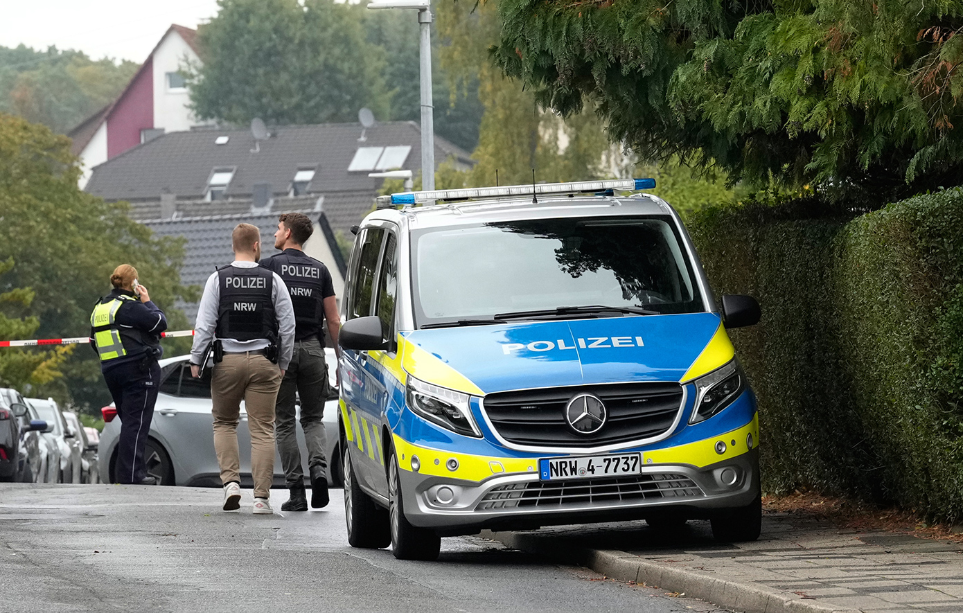 Κρίσιμη η κατάσταση της Γερμανίδας δημάρχου που δέχτηκε περισσότερες από 10 μαχαιριές