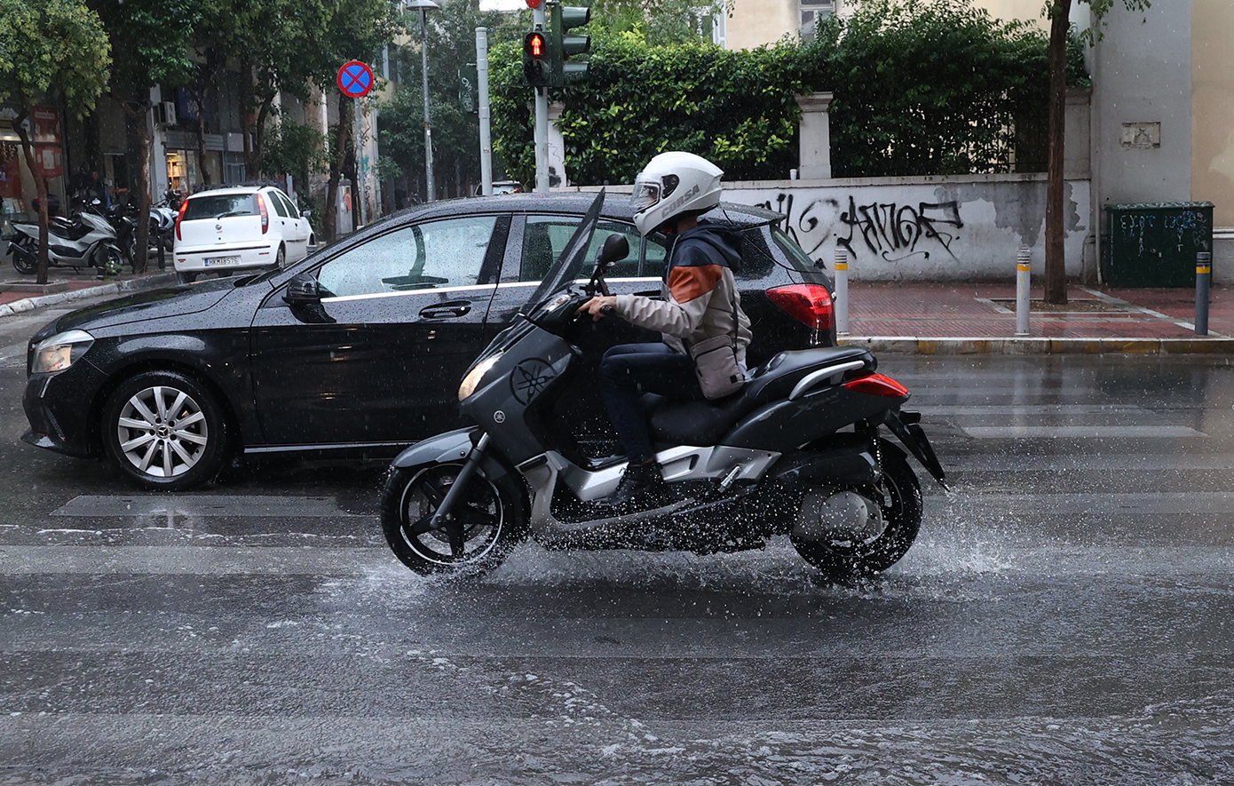 Συνεδρίασε η Επιτροπή Εκτίμησης Κινδύνου ενόψει της κακοκαιρίας &#8211; Εκ νέου συστάσεις της Πολιτικής Προστασίας