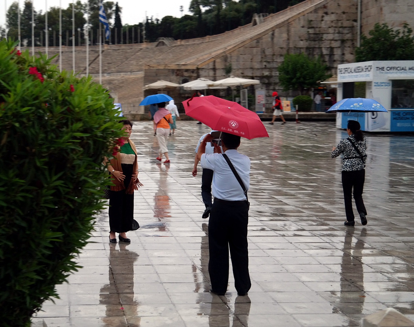 Η πρόβλεψη Τσατραφύλλια για τη μεγάλη συναυλία του Ρόμπι Γουίλιαμς &#8211; Αγωνία για τους φαν του Βρετανού ποπ σταρ