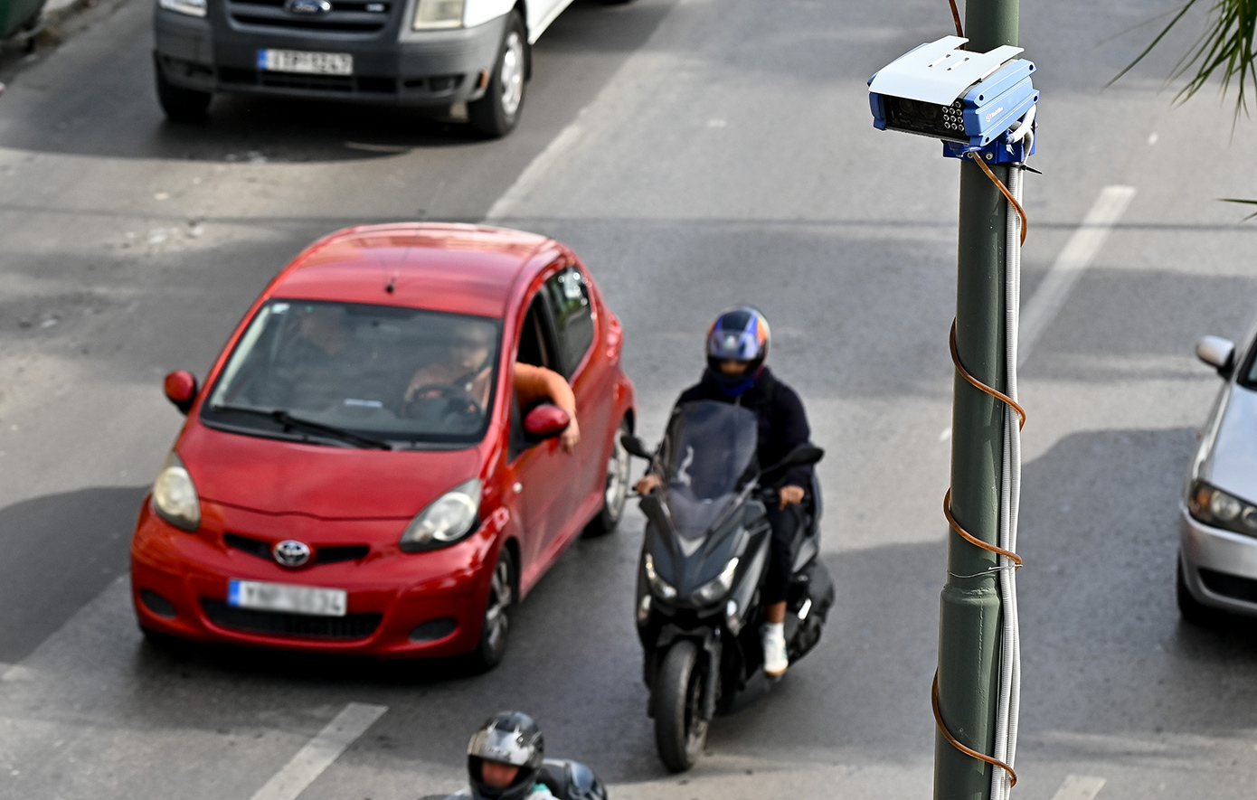 Κάμερες βεβαίωσης τροχαίων παραβάσεων Κάμερες βεβαίωσης τροχαίων παραβάσεων