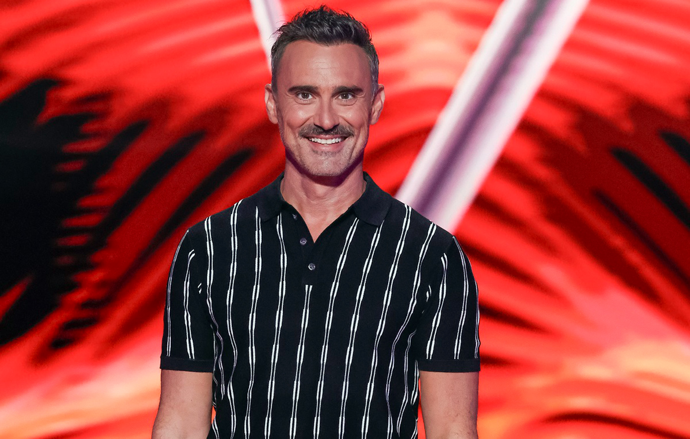 Γιώργος Καπουτζίδης Γιώργος Καπουτζίδης