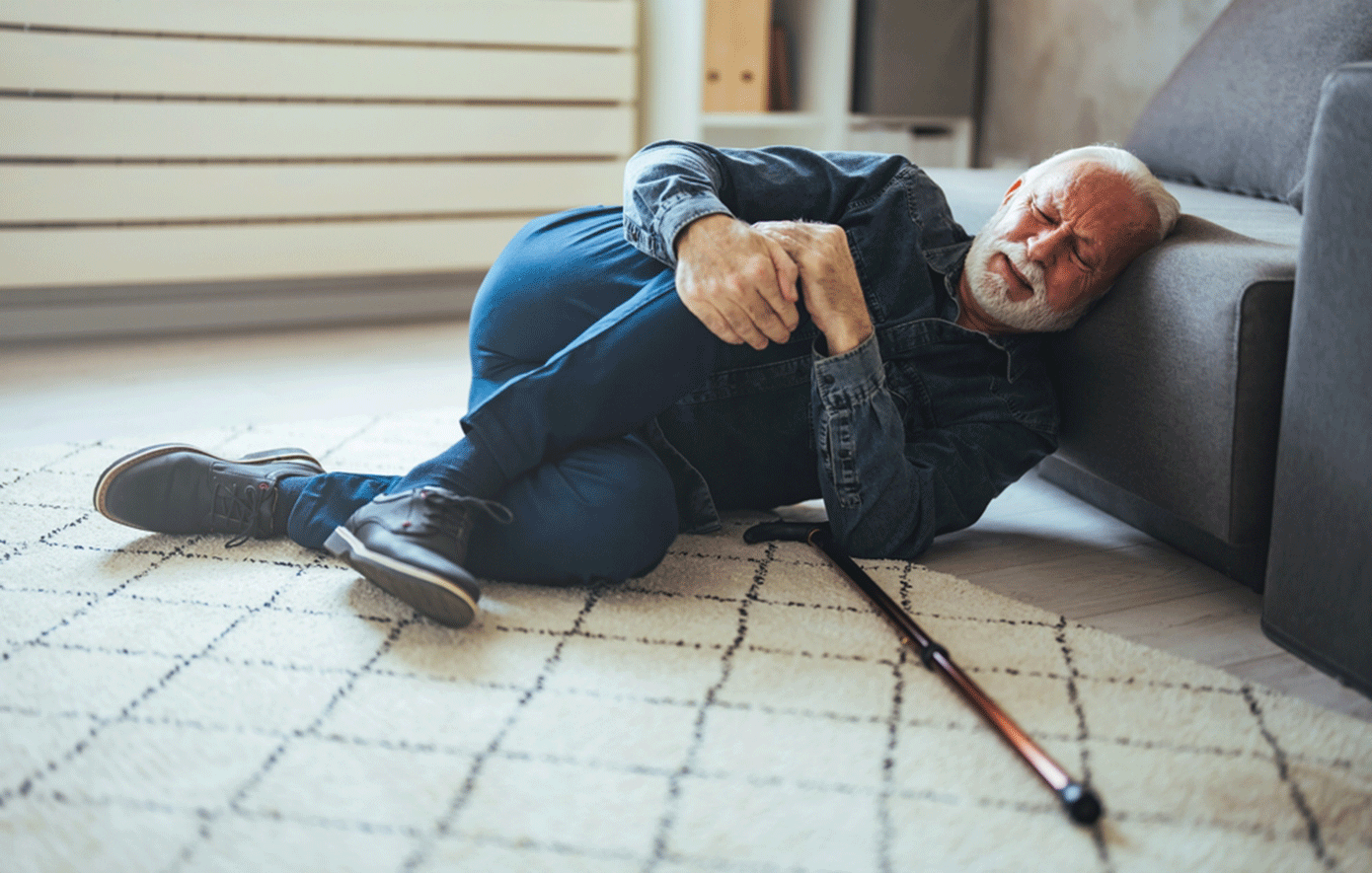 Κάταγμα ισχίου: Πώς να αποφύγετε τις πτώσεις – Συμβουλές πρόληψης