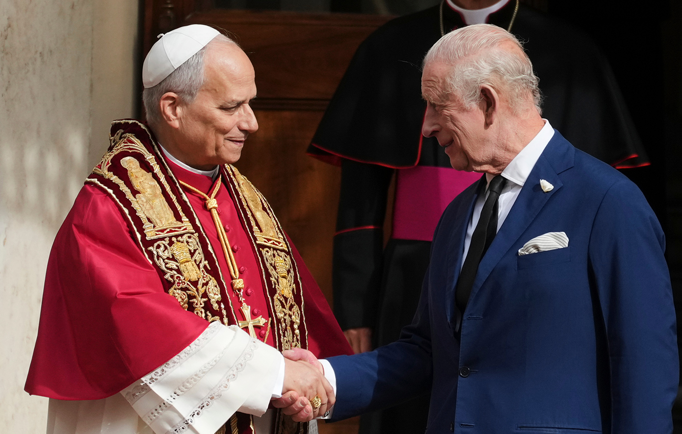 Επίσκεψη βασιλιά Καρόλου στο Βατικανό