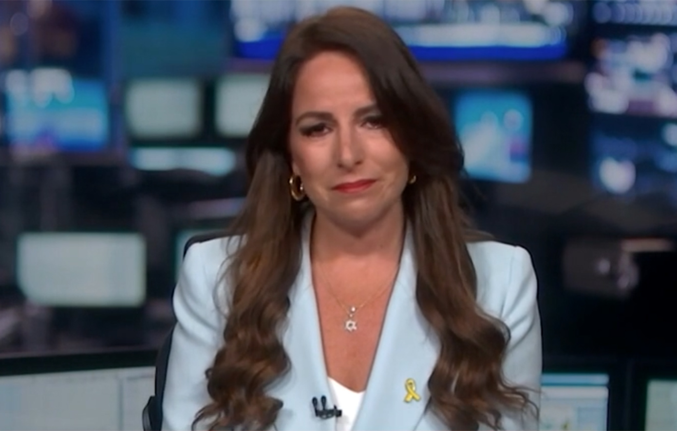 Δημοσιογράφος του Sky News δεν μπόρεσε να συγκρατήσει τα δάκρυά της την ώρα που απελευθερώνονταν οι Ισραηλινοί όμηροι