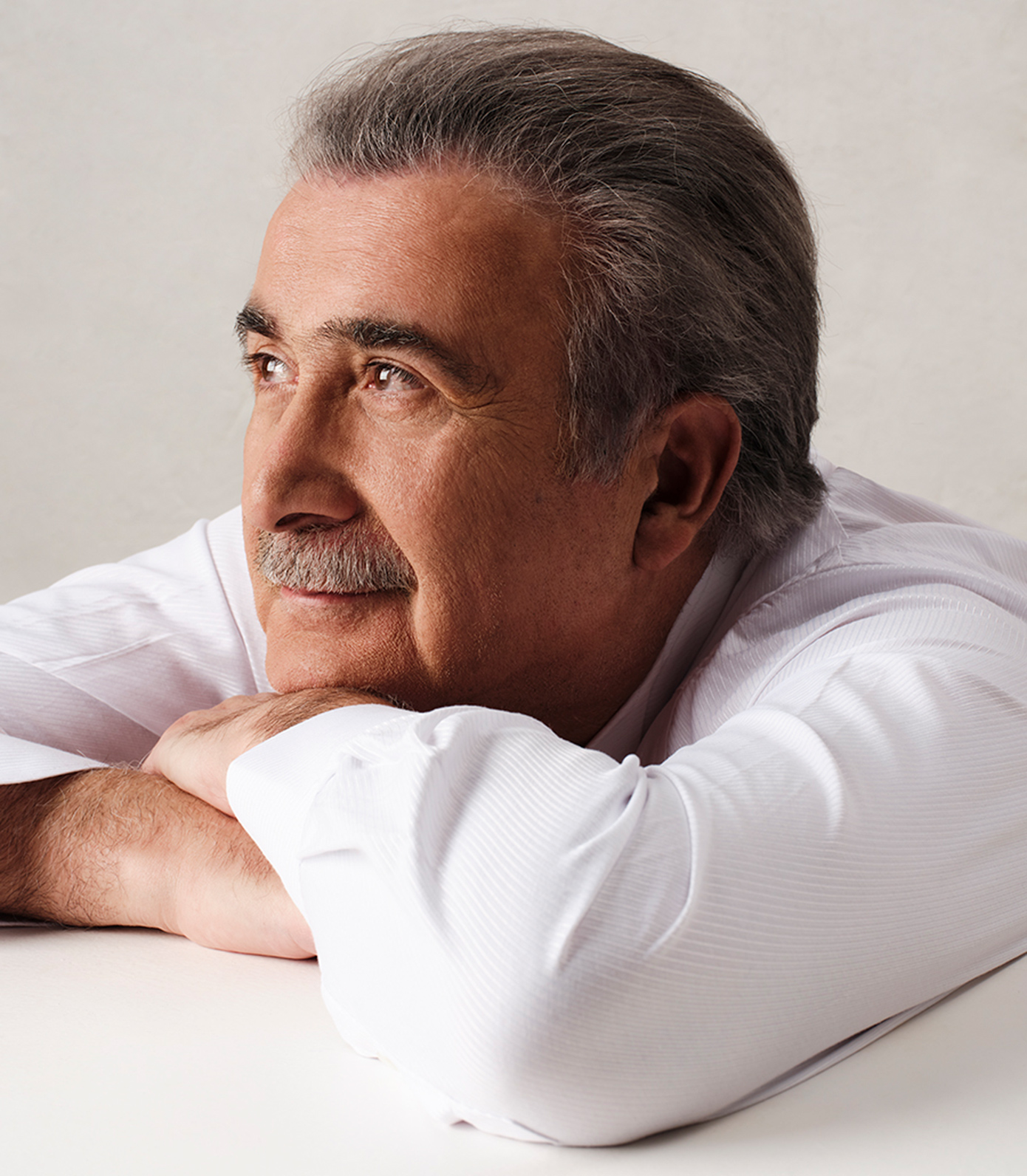 Λάκης Λαζόπουλος