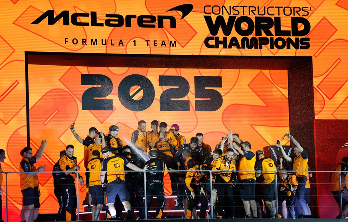 Πανηγυρίζουν οι φίλοι της McLaren F1 Team σε όλο τον πλανήτη