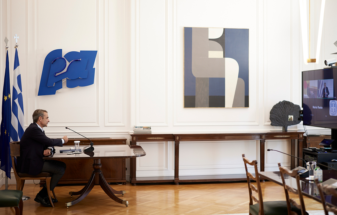 Συμμετοχή του Πρωθυπουργού Κυριάκου Μητσοτάκη σε εκδήλωση για την αναγόρευση του Μαργαρίτη Σχοινά σε Διευθυντή Σπουδών της νέας έδρας Στρατηγικής Αυτονομίας στο Παπικό Πανεπιστήμιο Comillas