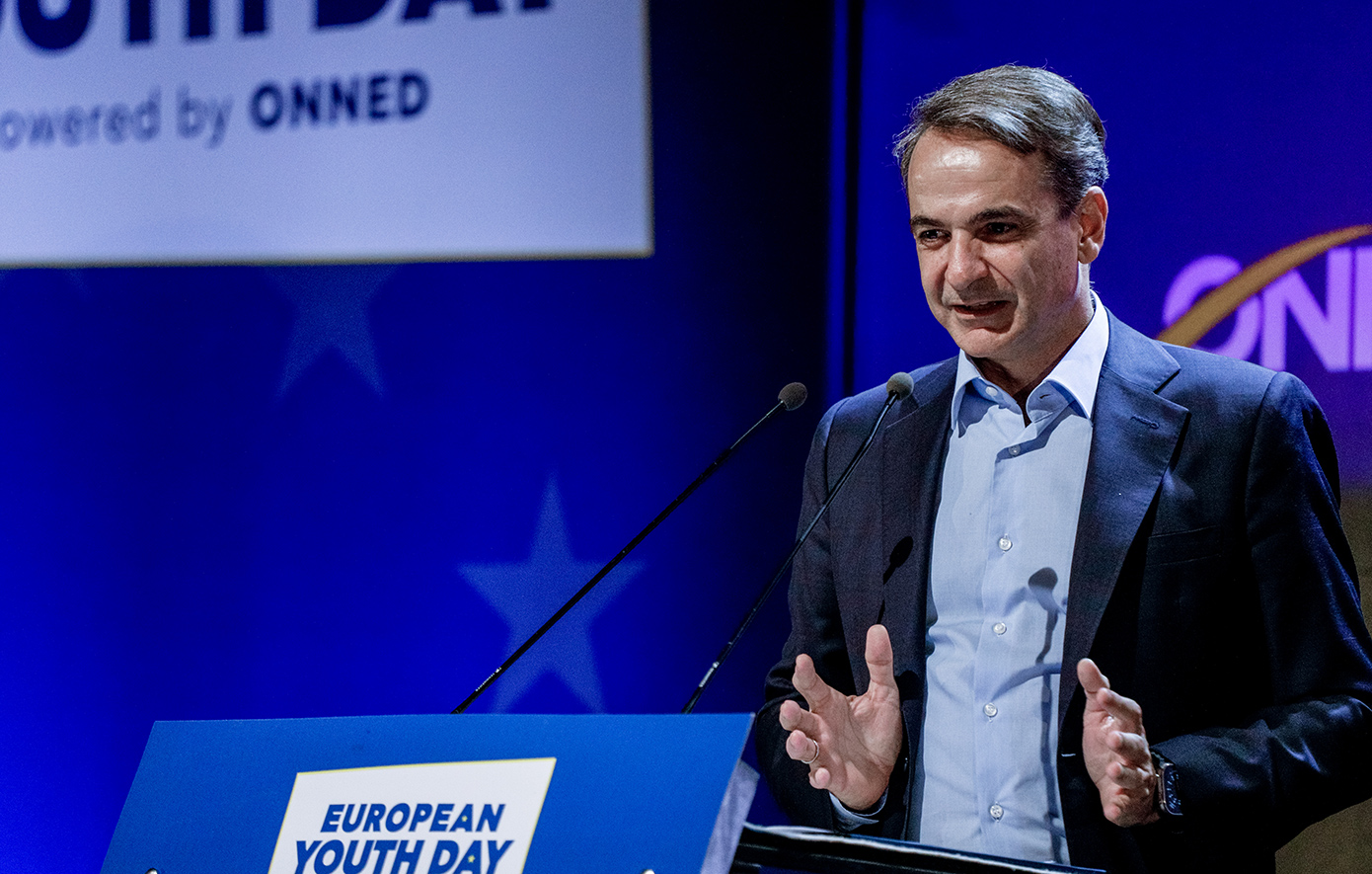 LIVE η ομιλία του Κυριάκου Μητσοτάκη στο 14ο Τακτικό Συνέδριο της ΟΝΝΕΔ