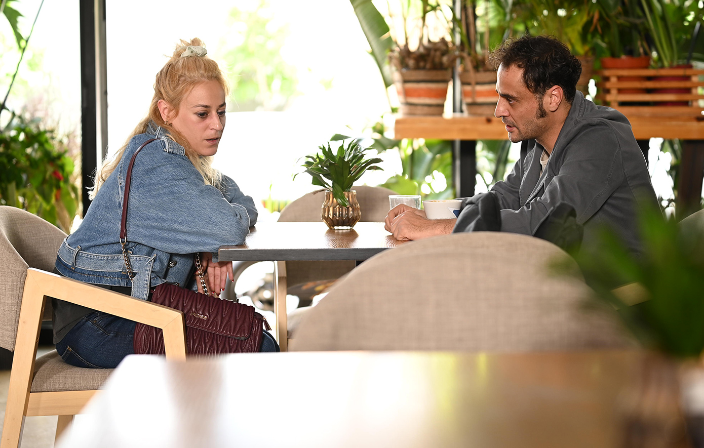 Να με λες μαμά