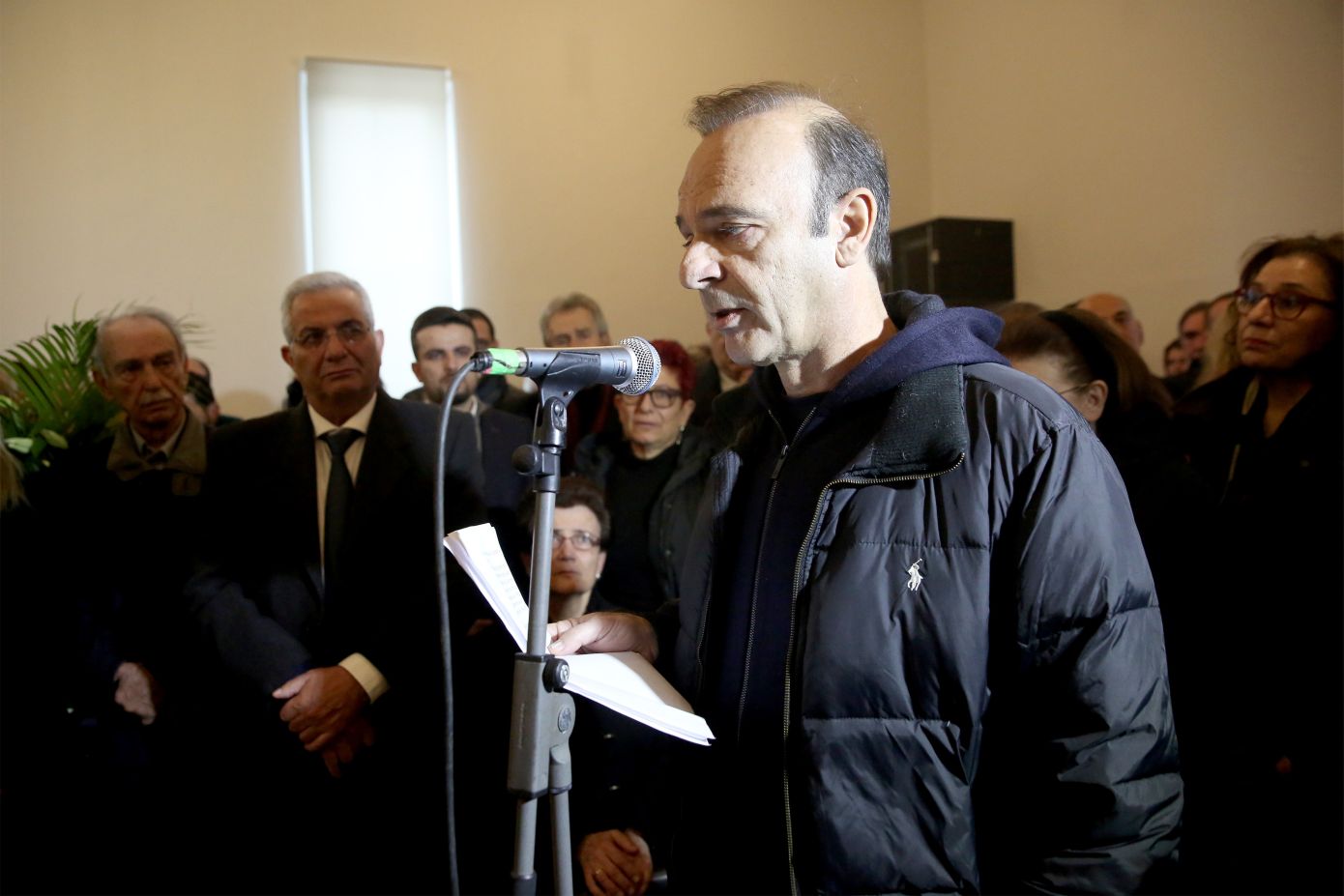«Να σταματήσουμε να γράφουμε και τραγούδια μη τυχόν αρέσουν και σε φασίστες;» – Η νέα ανάρτηση του Οδυσσέα Ιωάννου για την απουσία της Αριστεράς στην κηδεία Σαββόπουλου