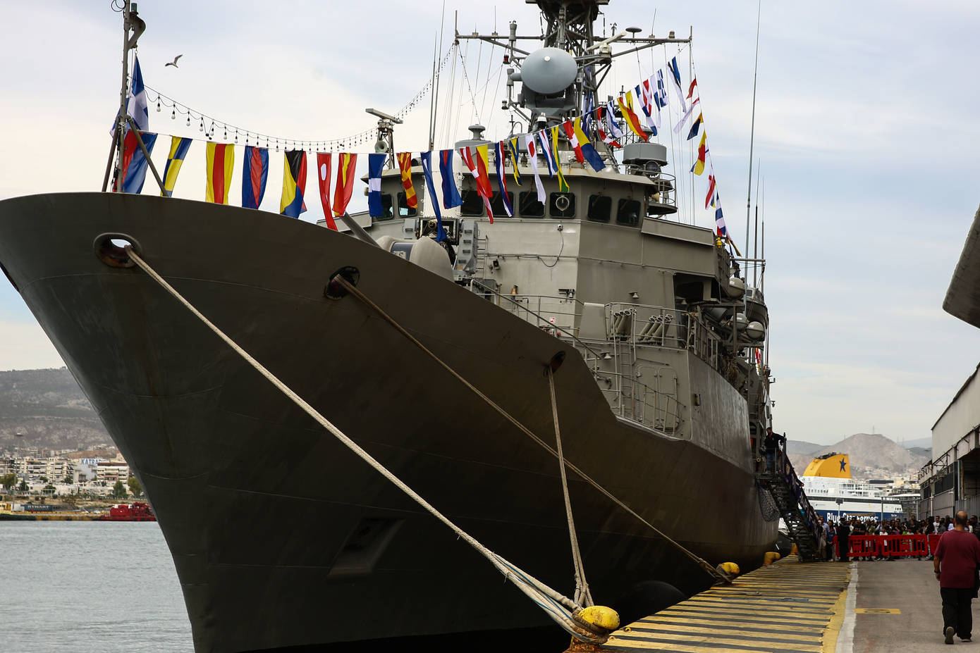 Ανοιχτή για το κοινό σήμερα η φρεγάτα «Ψαρά» στην προβλήτα 11 του ΟΛΠ
