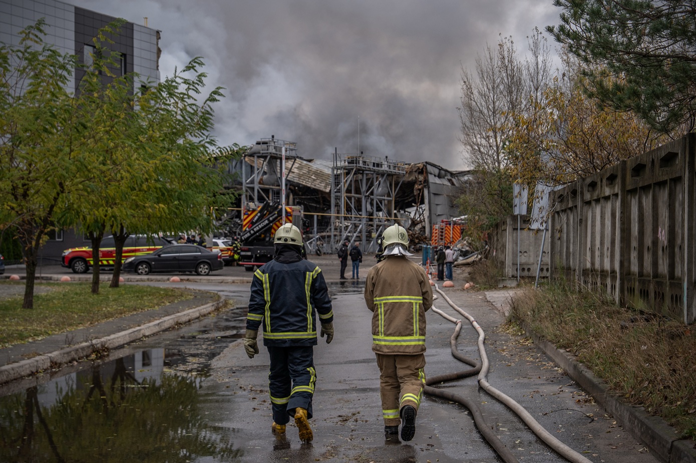 Τουλάχιστον 26 τραυματίες από επιδρομή της Ρωσίας στο Κίεβο – Χτυπήθηκαν πολυκατοικίες