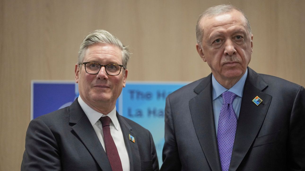 Τουρκία: Συνάντηση Ερντογάν – Στάρμερ, στην «ατζέντα» η πώληση μαχητικών Eurofighter