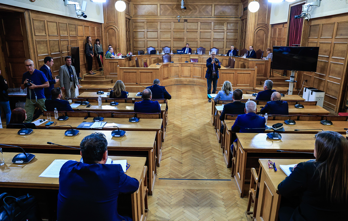 Εξεταστική ΟΠΕΚΕΠΕ: Νέα αντιπαράθεση για το πότε θα καταθέσει στην Επιτροπή ο υφυπουργός Γιώργος Μυλωνάκης