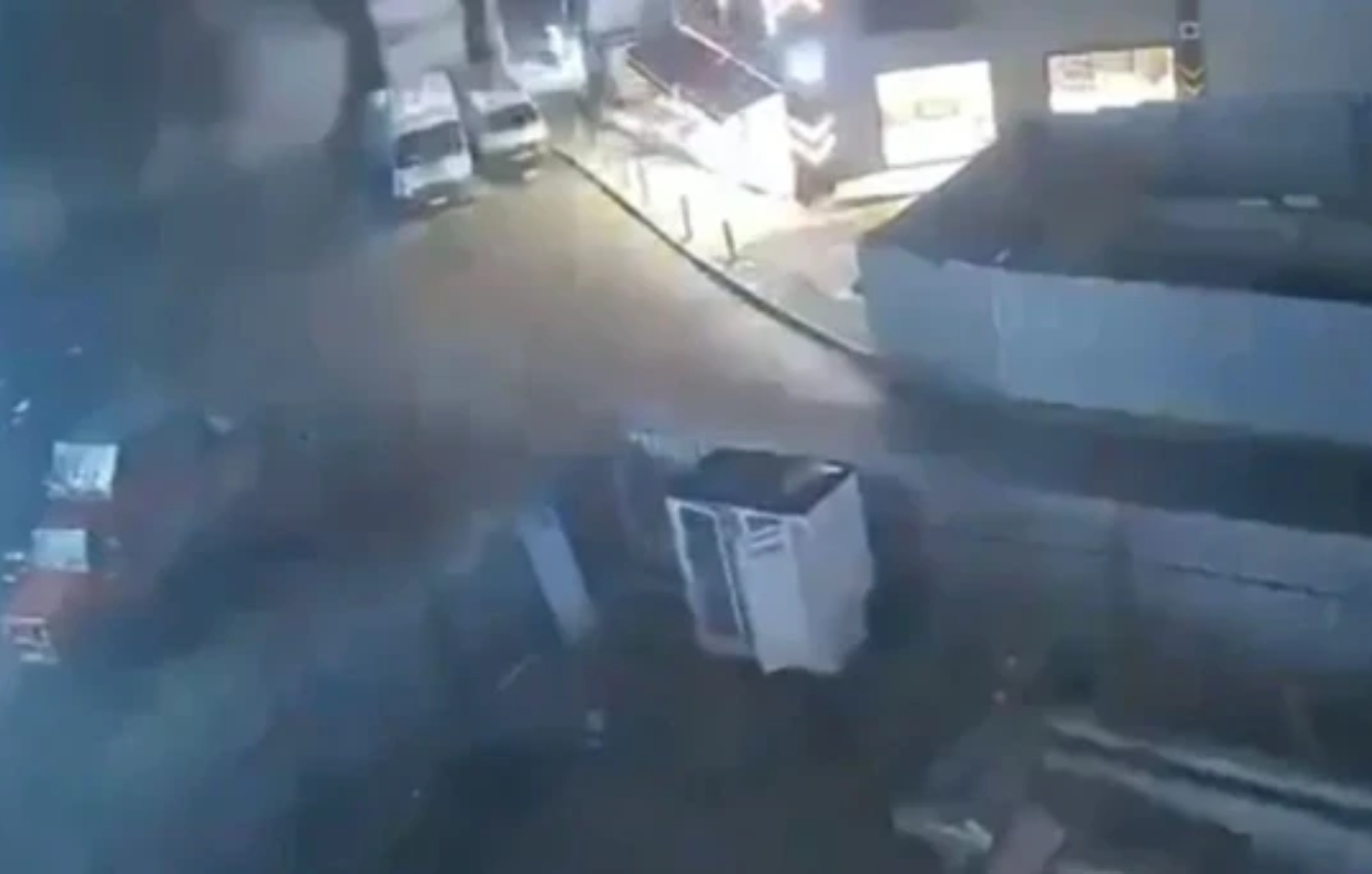 Η στιγμή που κατέρρευσε η επταώροφη πολυκατοικία στην Τουρκία – Δείτε βίντεο