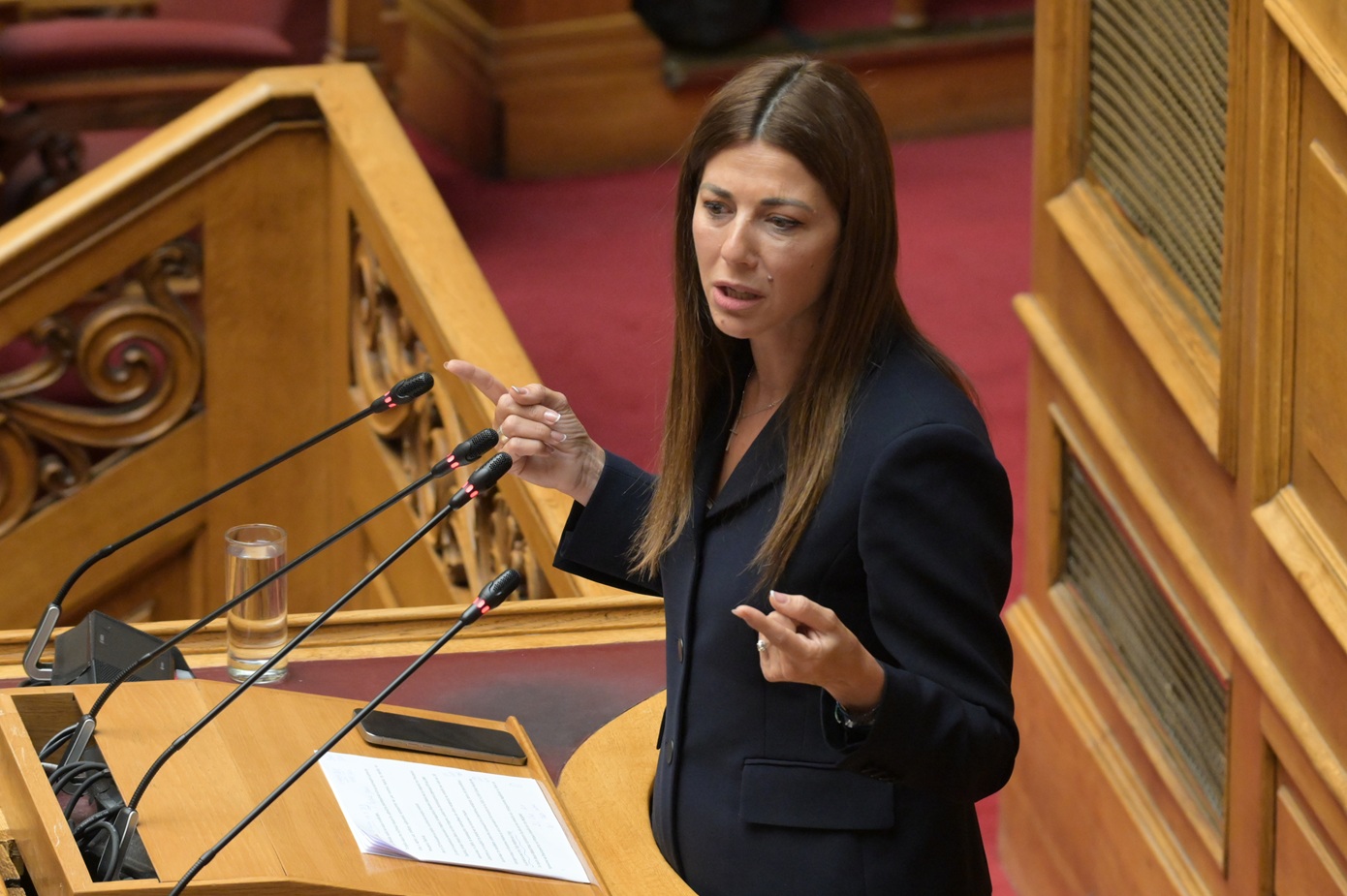 Ψηφίστηκε στη Βουλή το νομοσχέδιο για τις Ακαδημίες Επαγγελματικής Κατάρτισης – Τι δήλωσε η Σοφία Ζαχαράκη