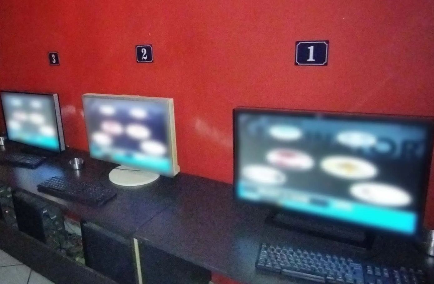 Λουκέτο σε μαγαζί με «φρουτάκια» στην Αθήνα &#8211; Έγιναν 4 συλλήψεις