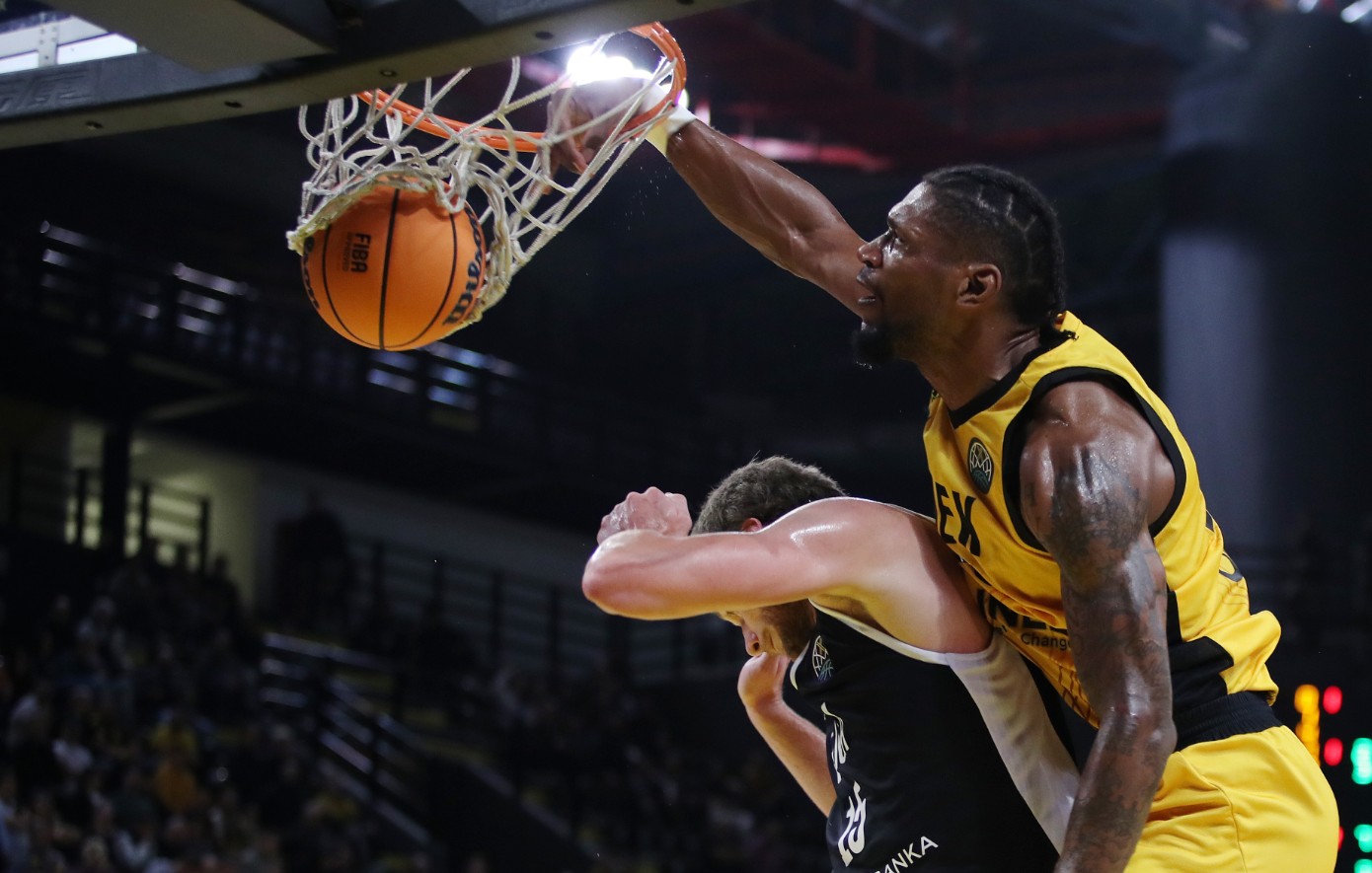 ΑΕΚ &#8211; Ρίγα: Το καλύτερο κάρφωμα της σεζόν από τον Σίλβα, έγραψε το BCL