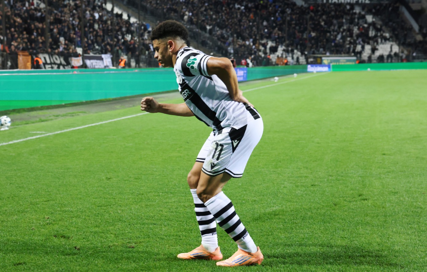 ΠΑΟΚ: Σαν… παππούς με μαγκούρα πανηγύρισε τα γκολ ο Τάισον &#8211; Τον αποθέωσε ο Λουτσέσκου