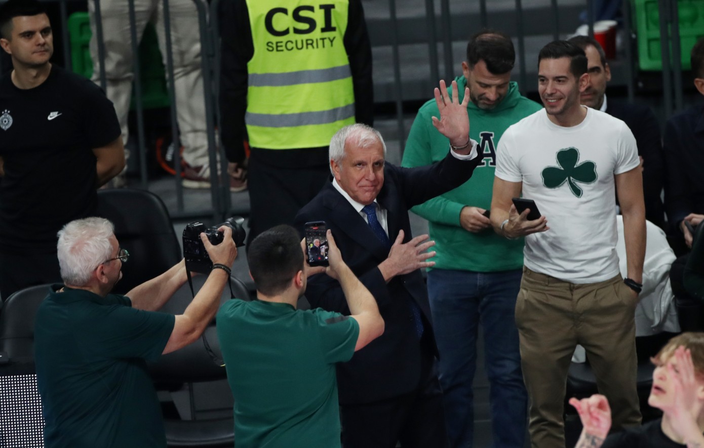 Παναθηναϊκός &#8211; Παρτιζάν: Αποθέωση για τον Ομπράντοβιτς όταν εμφανίστηκε στο ΟΑΚΑ