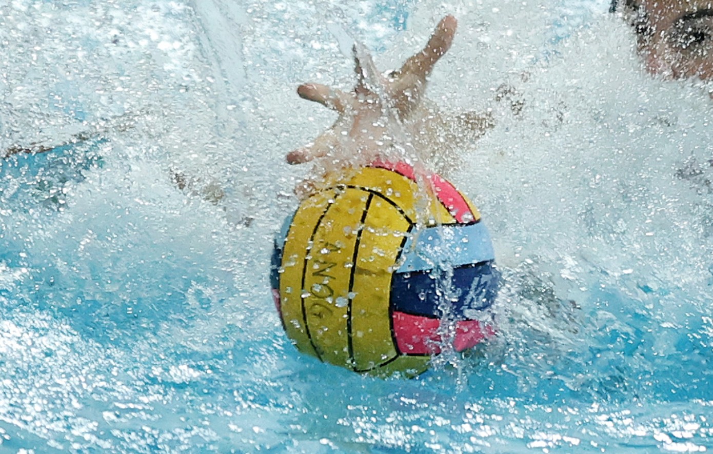 Ξέφυγε η κατάσταση σε αγώνα πόλο στην Πάτρα: Παίκτης έσπασε τη μύτη αντιπάλου και συνελήφθη