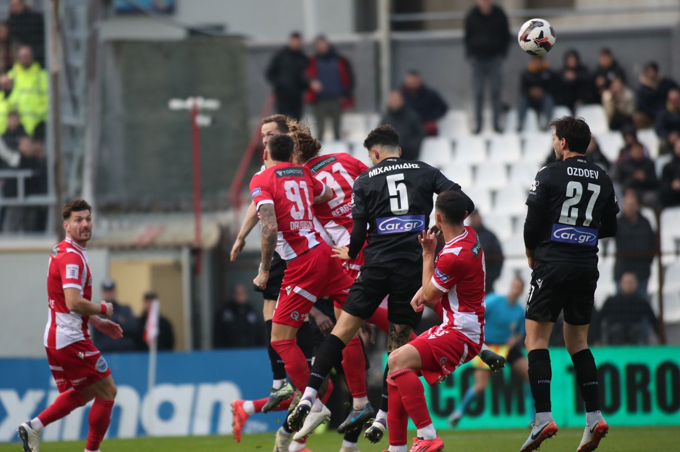 Super League: ΑΕΚ για ξέσπασμα, ΠΑΟΚ για κορυφή και Λάρισα για restart στα σημερινά ματς της 9ης αγωνιστικής