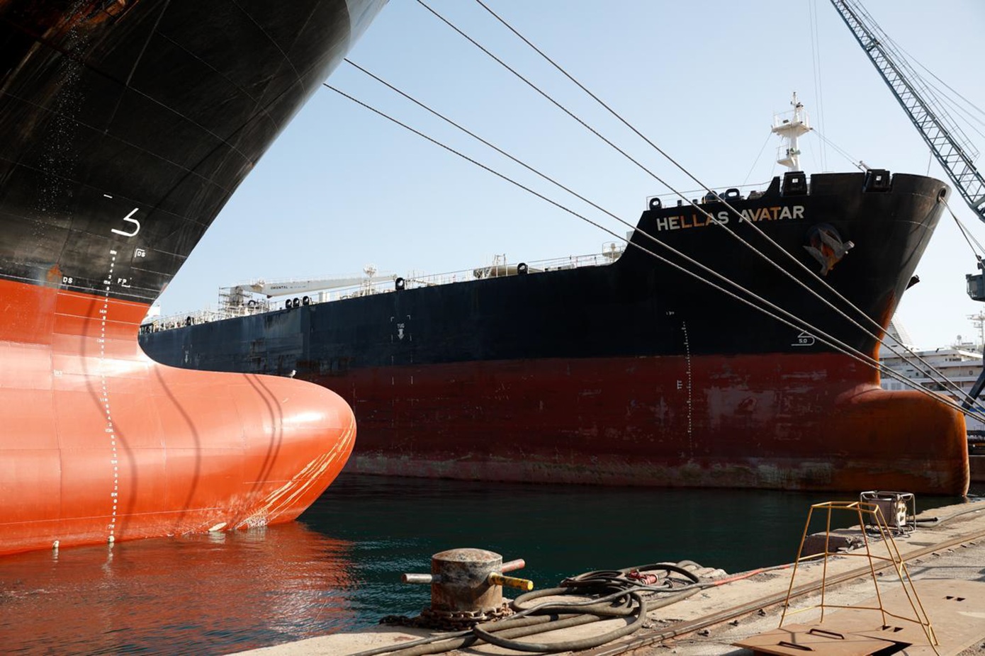 Αναγέννηση σε άμυνα και ναυπηγεία: Η Ελλάδα «ξαναχτίζει» βαριά βιομηχανία &#8211; Επενδύσεις 150 εκατ. ευρώ αλλάζουν το τοπίο