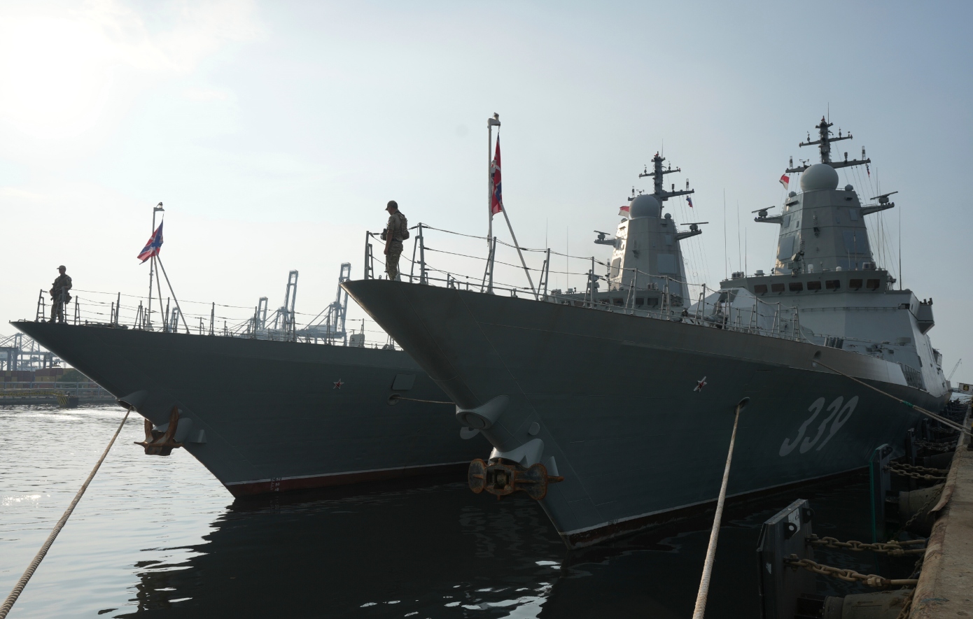 Ρωσικό κατασκοπευτικό εντοπίστηκε στα ύδατα της Βρετανίας &#8211; «Είμαστε έτοιμοι», λέει ο υπουργός Άμυνας