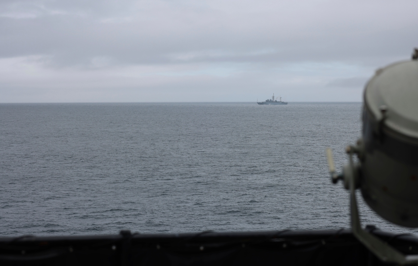 Ρωσικό κατασκοπευτικό πλοίο εντοπίστηκε στα ύδατα της Βρετανίας &#8211; «Είμαστε έτοιμοι», λέει ο υπουργός Άμυνας